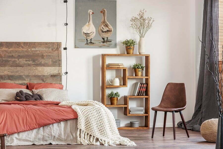 how to decorate shelves