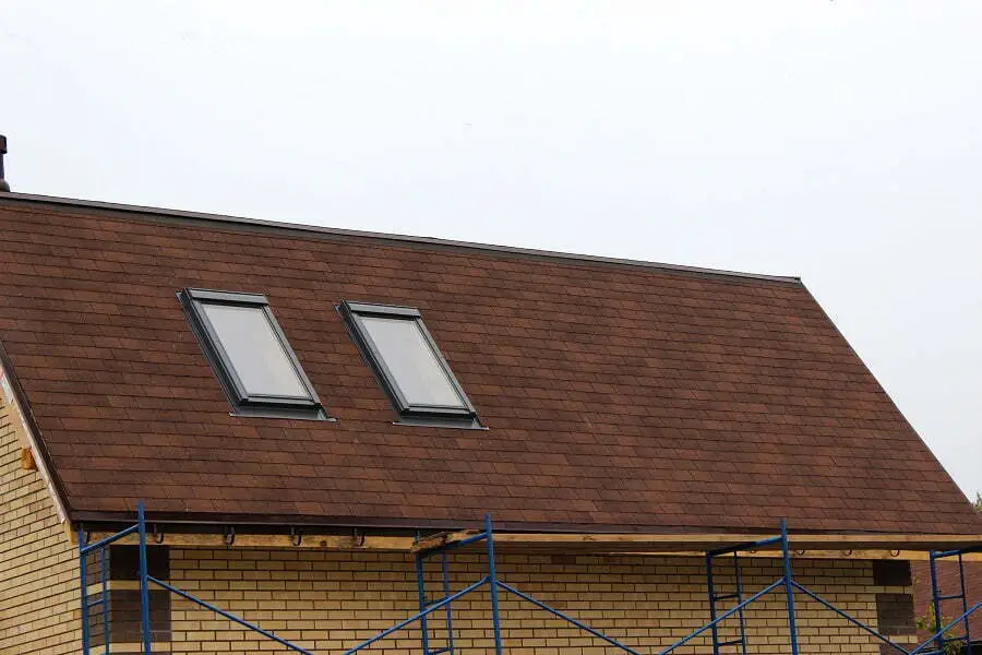 house roof construction