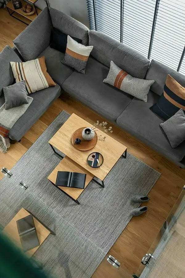 couches arrangement in room