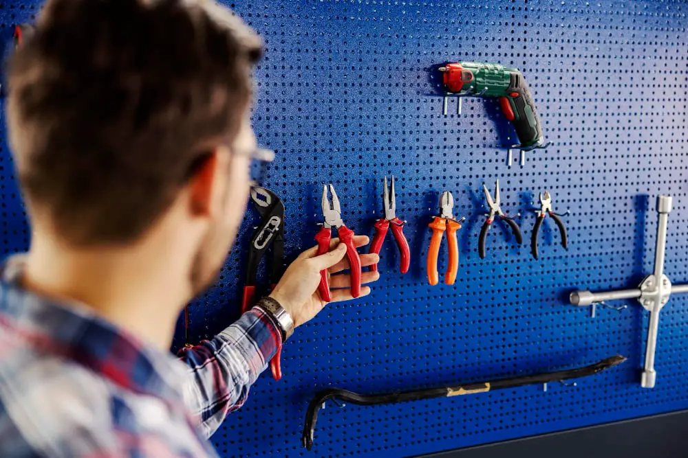 Installing pegboards