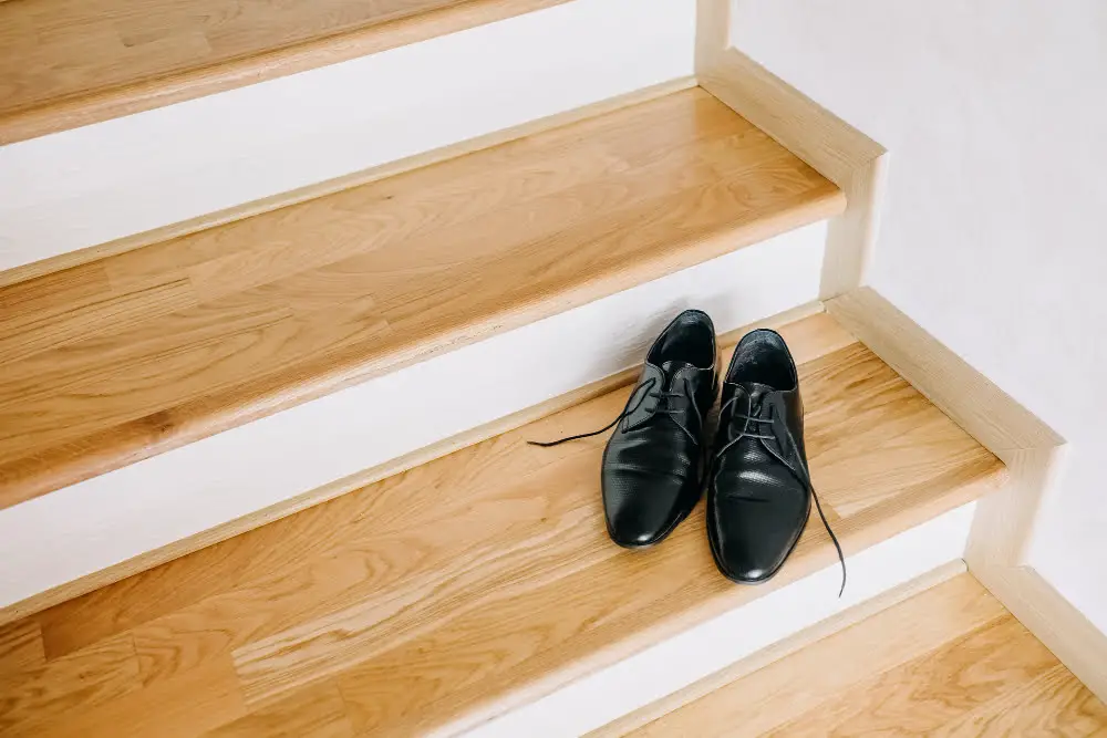 Staircase drawers