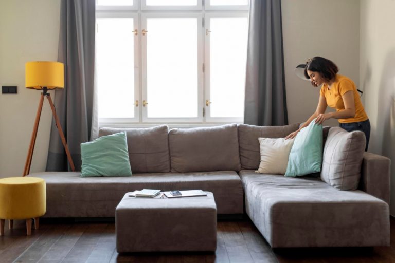 How to Scotchgard a Couch StepbyStep Guide for Protection & Durability