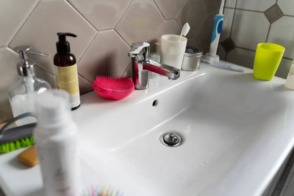 Understanding Bathroom Clutter