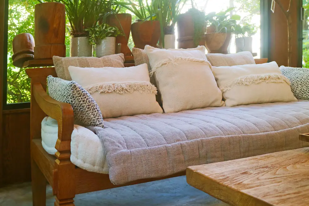 Backrest With Large Pillows Daybed