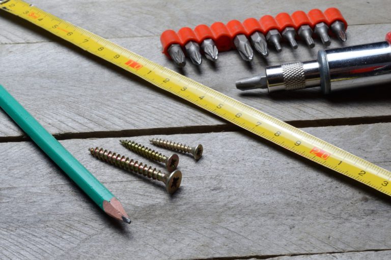 How to Fix a Broken Couch Leg Detailed Guide for Quick Solutions